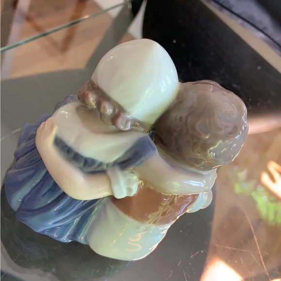 BING AND GRONDAHL Children Reading Figurine #1567 Denmark HN Excellent Condition - Picture 2 of 6